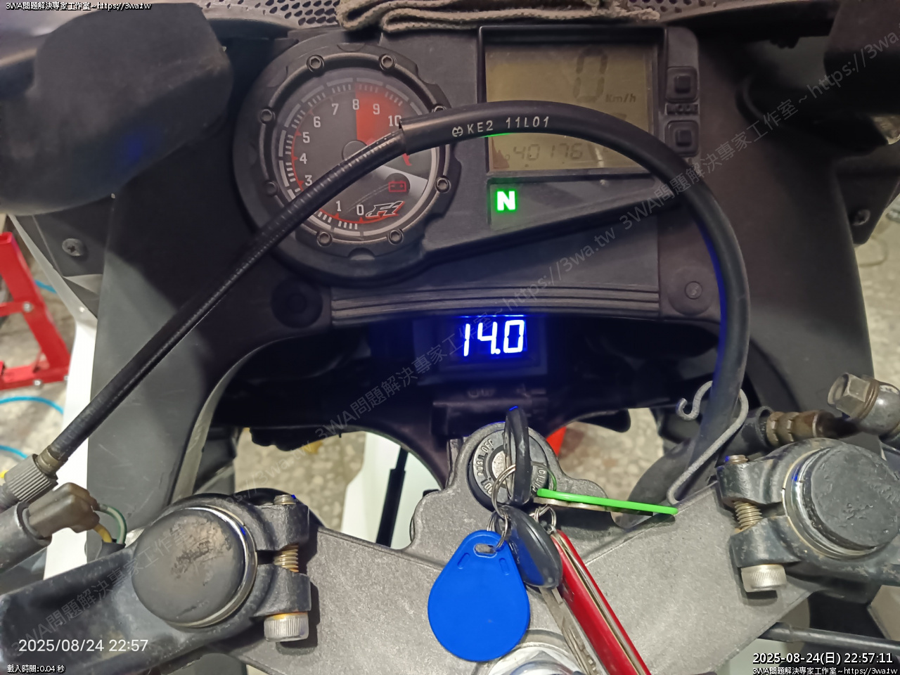 酷龍 150 安裝電壓表