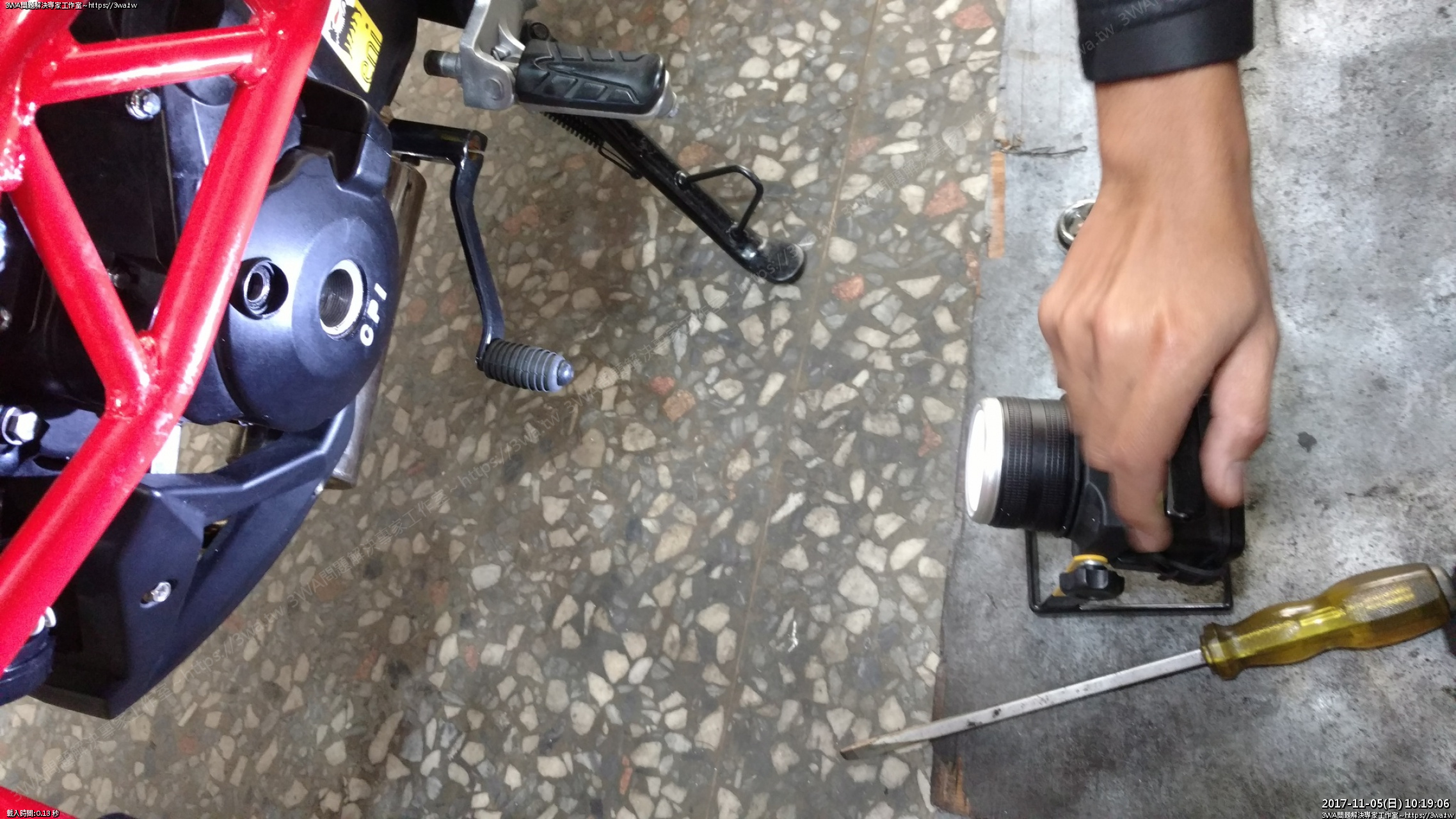 //59-126-75-42.hinet-ip.hinet.net/photo/small.php?w_size=1280&compassion=95&file_name=users/shadow/1509937760_30.jpg&rotate=90