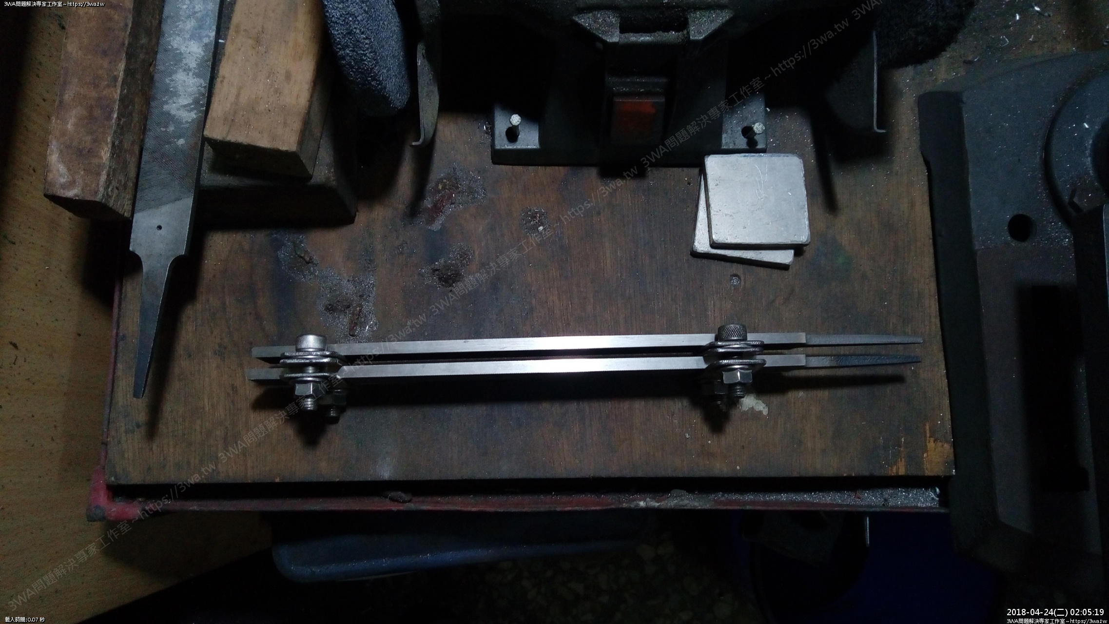 //59-126-75-42.hinet-ip.hinet.net/photo/small.php?w_size=1280&compassion=95&file_name=users/shadow/1524506814.jpg&rotate=90