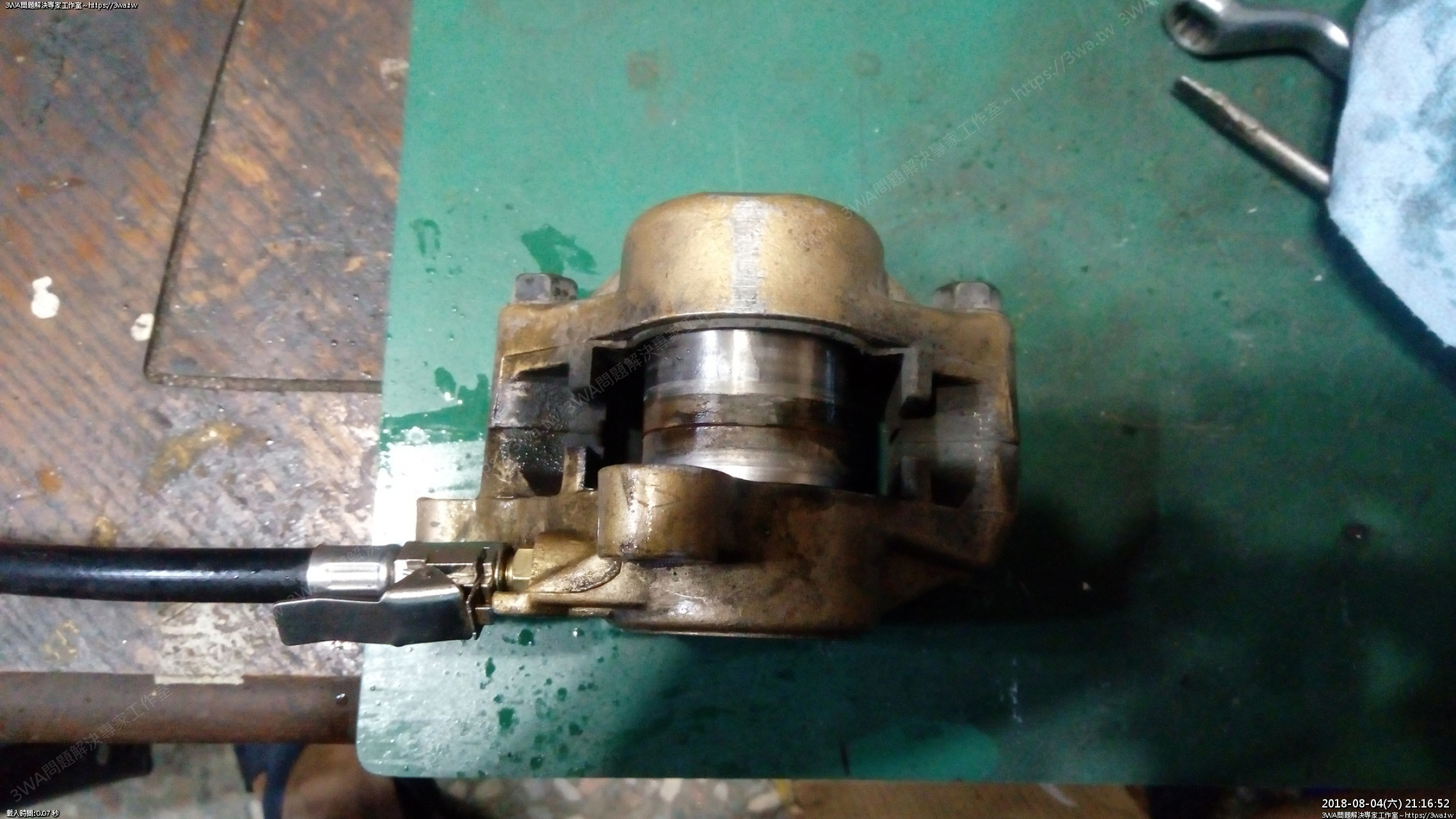 //59-126-75-42.hinet-ip.hinet.net/photo/small.php?w_size=1280&compassion=95&file_name=users/shadow/1533394238.jpg&rotate=90